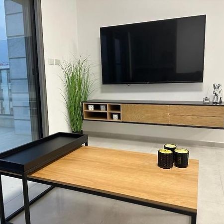 Elegant 3 Bedroom Ocean View Condo In Kiryat Yam Qiryat Yam Εξωτερικό φωτογραφία