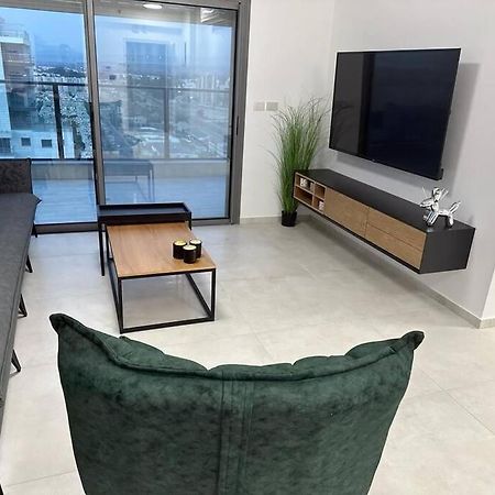 Elegant 3 Bedroom Ocean View Condo In Kiryat Yam Qiryat Yam Εξωτερικό φωτογραφία