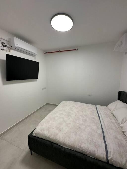 Elegant 3 Bedroom Ocean View Condo In Kiryat Yam Qiryat Yam Εξωτερικό φωτογραφία